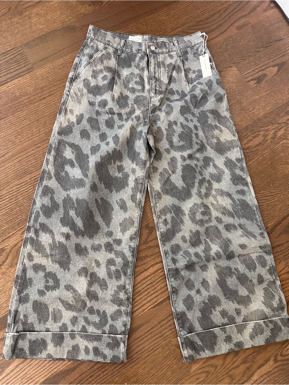 NWT sz 29 Pilcro Leon Double Hem High Rise Wide Leg Cuffed Jeans grey leopard - Picture 3 of 10